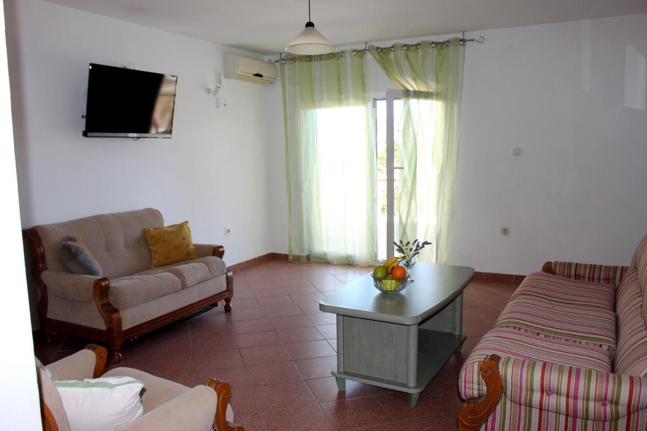 Zorana Apartman Mimice Kültér fotó
